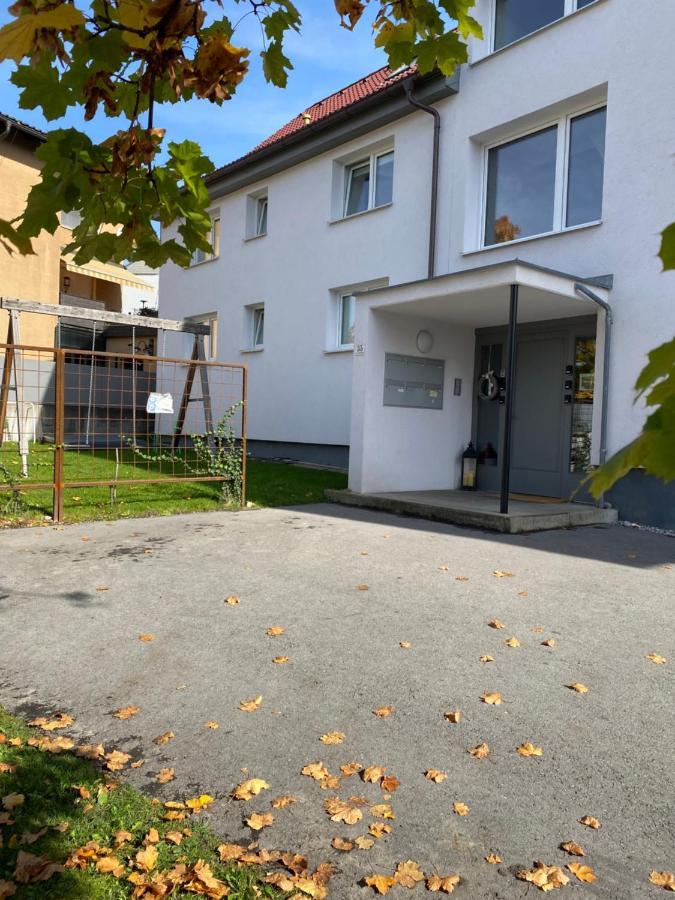 Beeindruckende Wohnung Im Rheintal Goetzis Luaran gambar